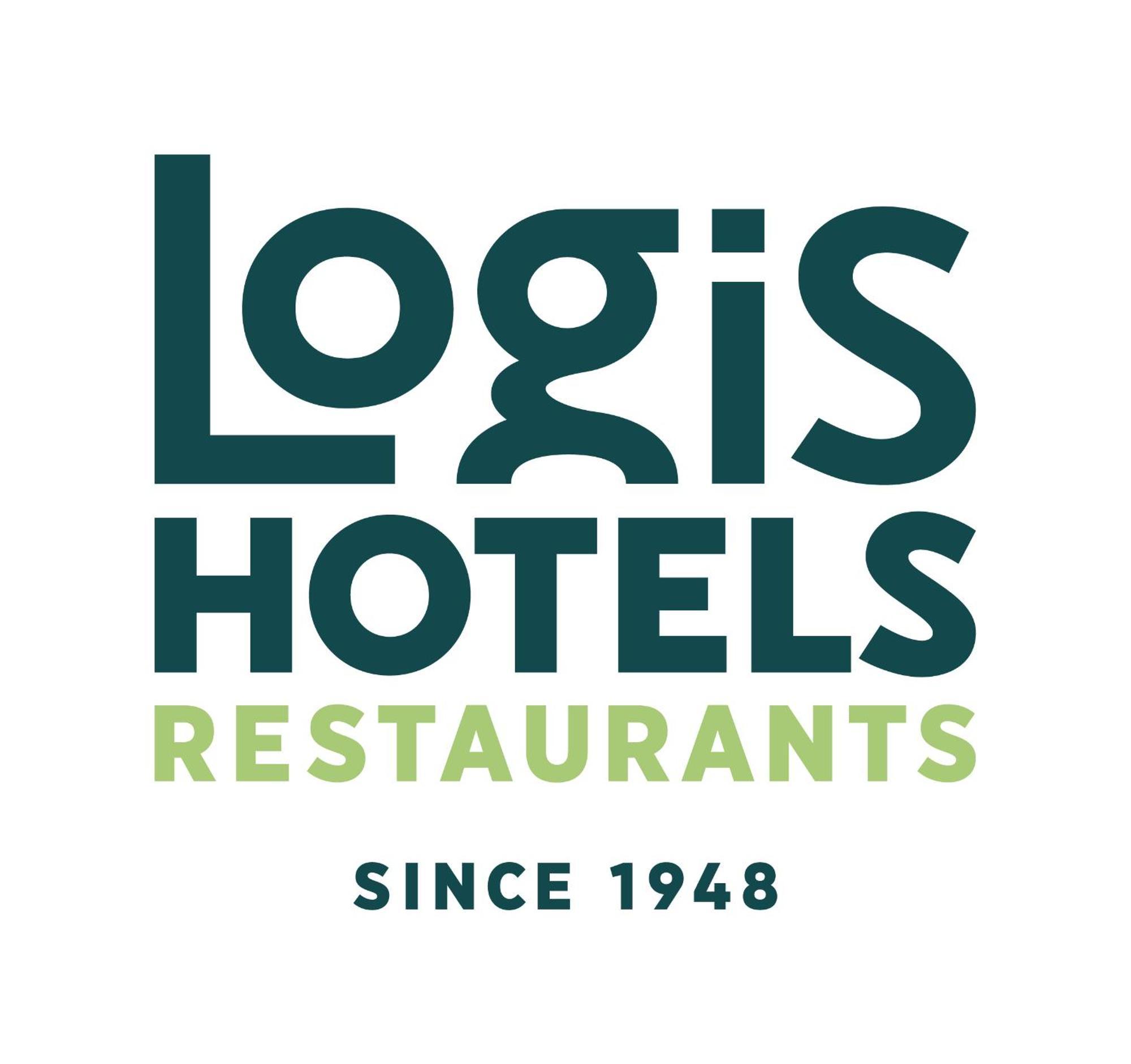 Le Victor Hugo - Hotel Et Restaurant - Logis Hotels Saint-Cere Exterior photo