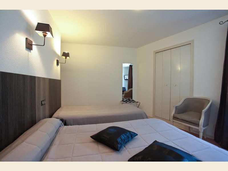 Le Victor Hugo - Hotel Et Restaurant - Logis Hotels Saint-Cere Exterior photo